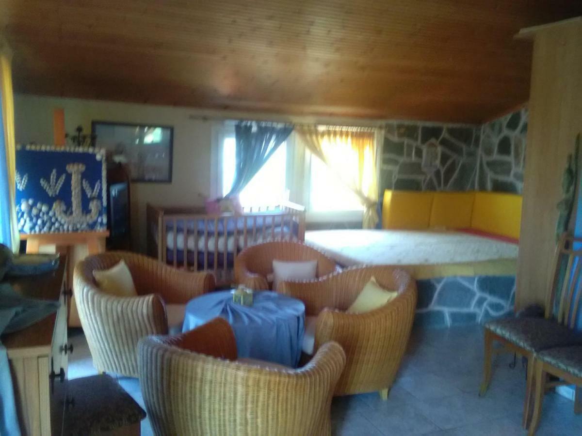 Villa Julia Néa Plája Kültér fotó